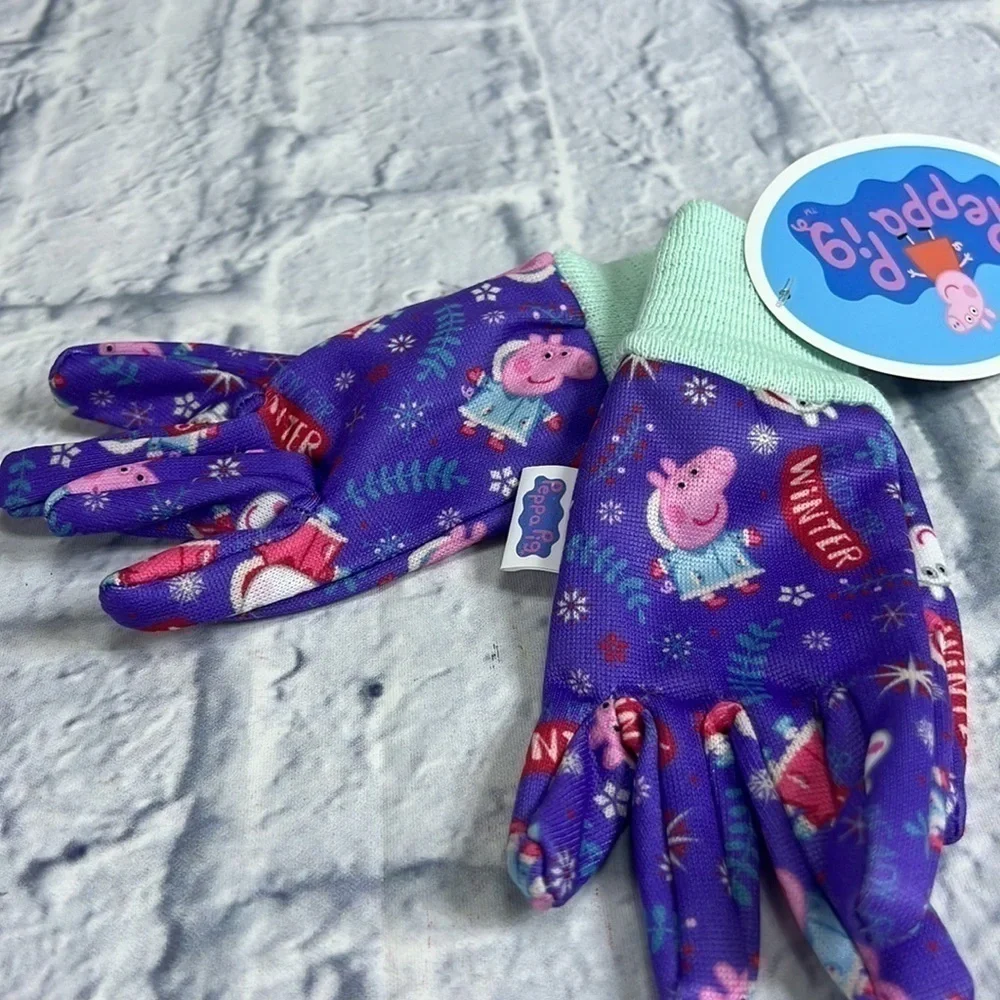 Peppa Pig fun gardening